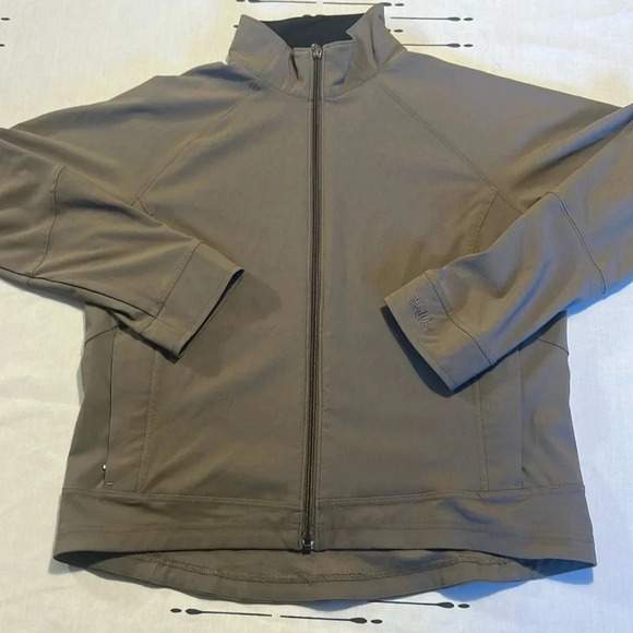 FarWest Jackets & Blazers - FarWest Light Shell Taupe Jacket.  Size Large.